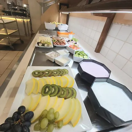 Ξενοδοχείο Montana Limburg 3*