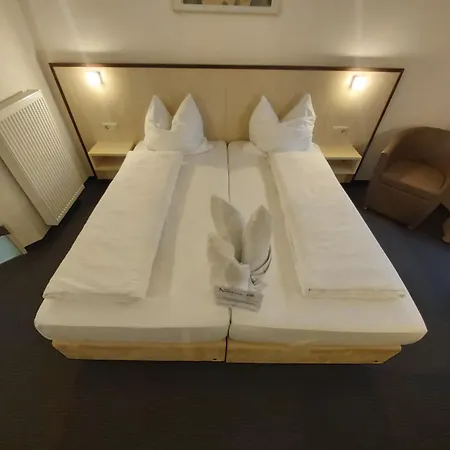 Montana Limburg 3*