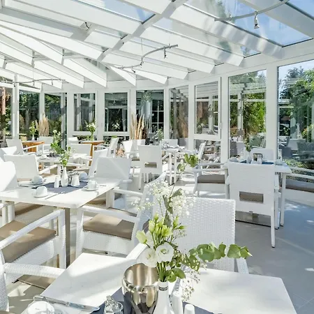 Montana Limburg Hotel 3*