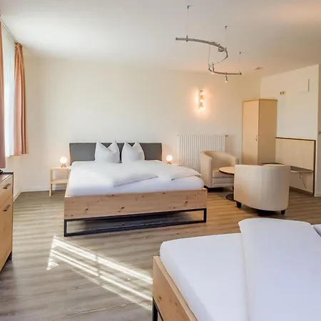 Montana Limburg Hotel 3*