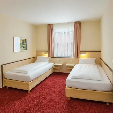 Hotel Montana Limburg 3*